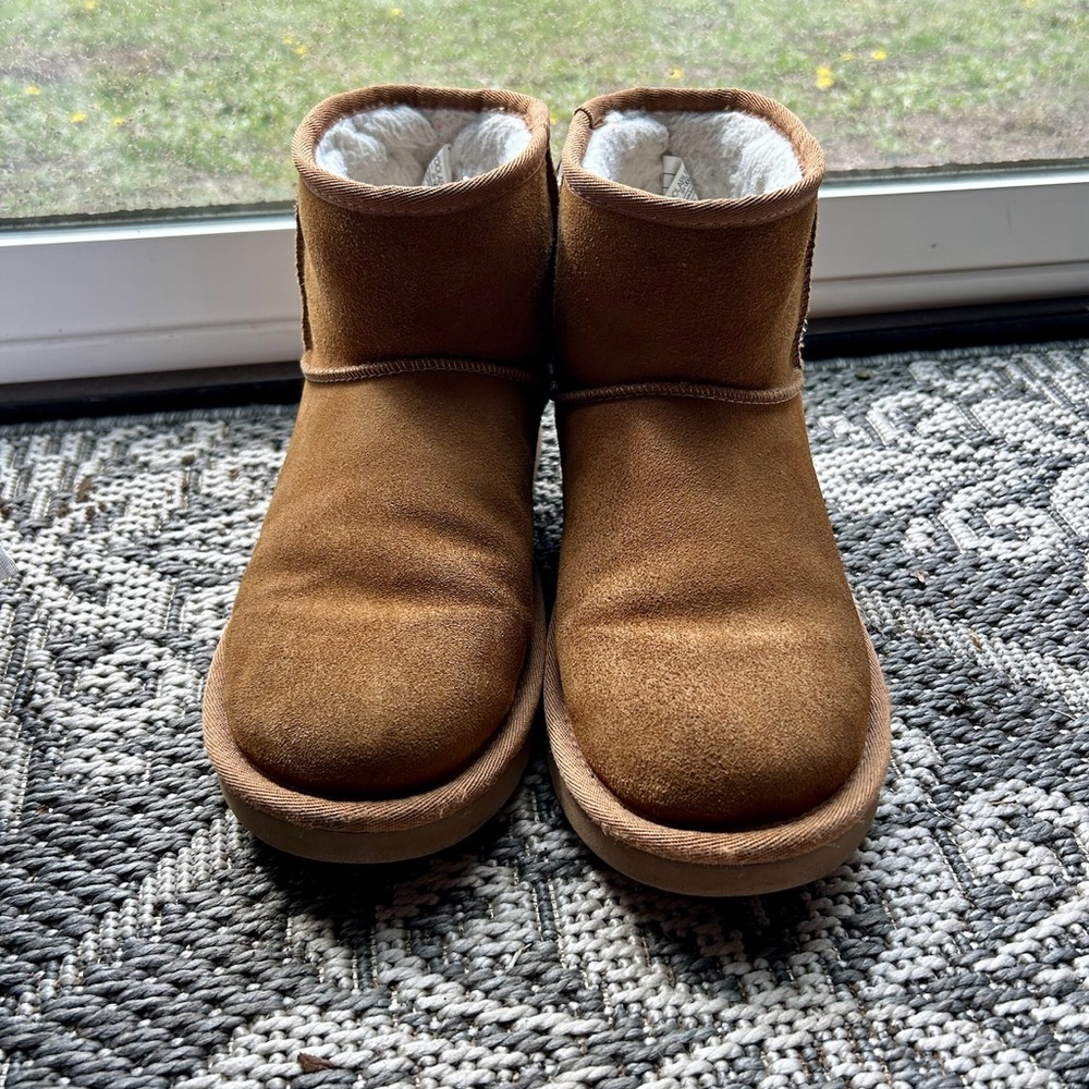 Kookaburra by Ugg